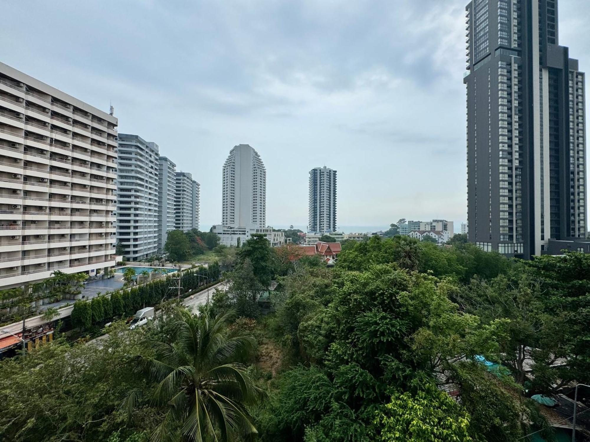 Laguna Bay 2 By Pattaya Sunny Rentals Zimmer foto